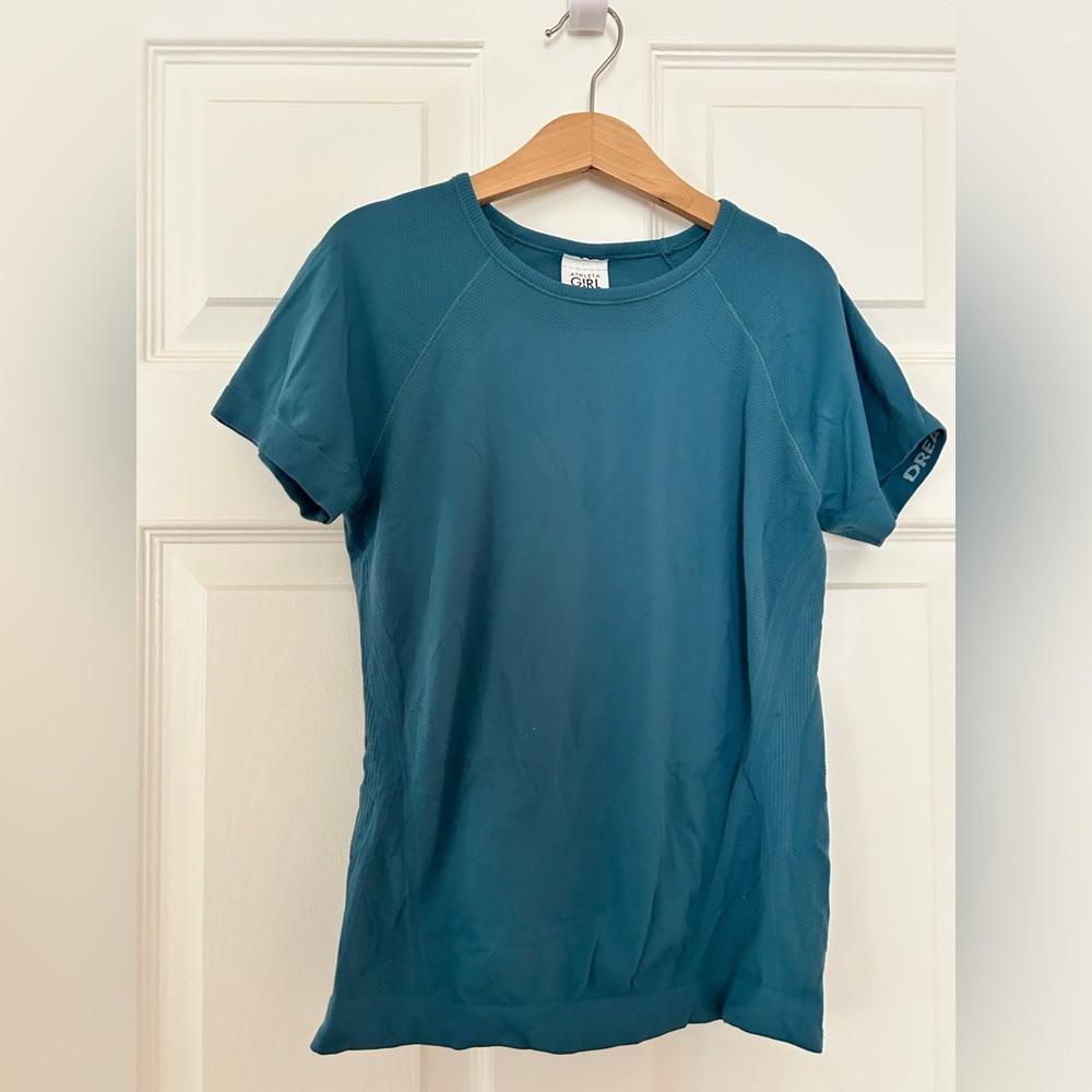Athleta Girls peacock blue tshirt